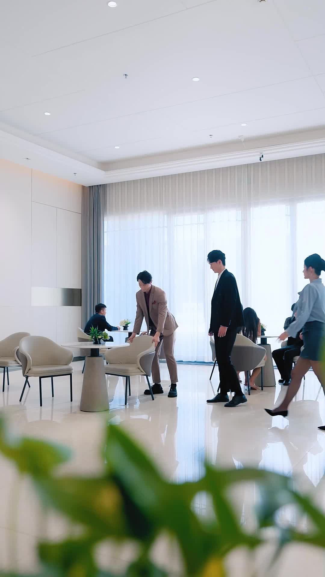 Episode 6 - Medicine God in the City: Searching for My Five Sisters